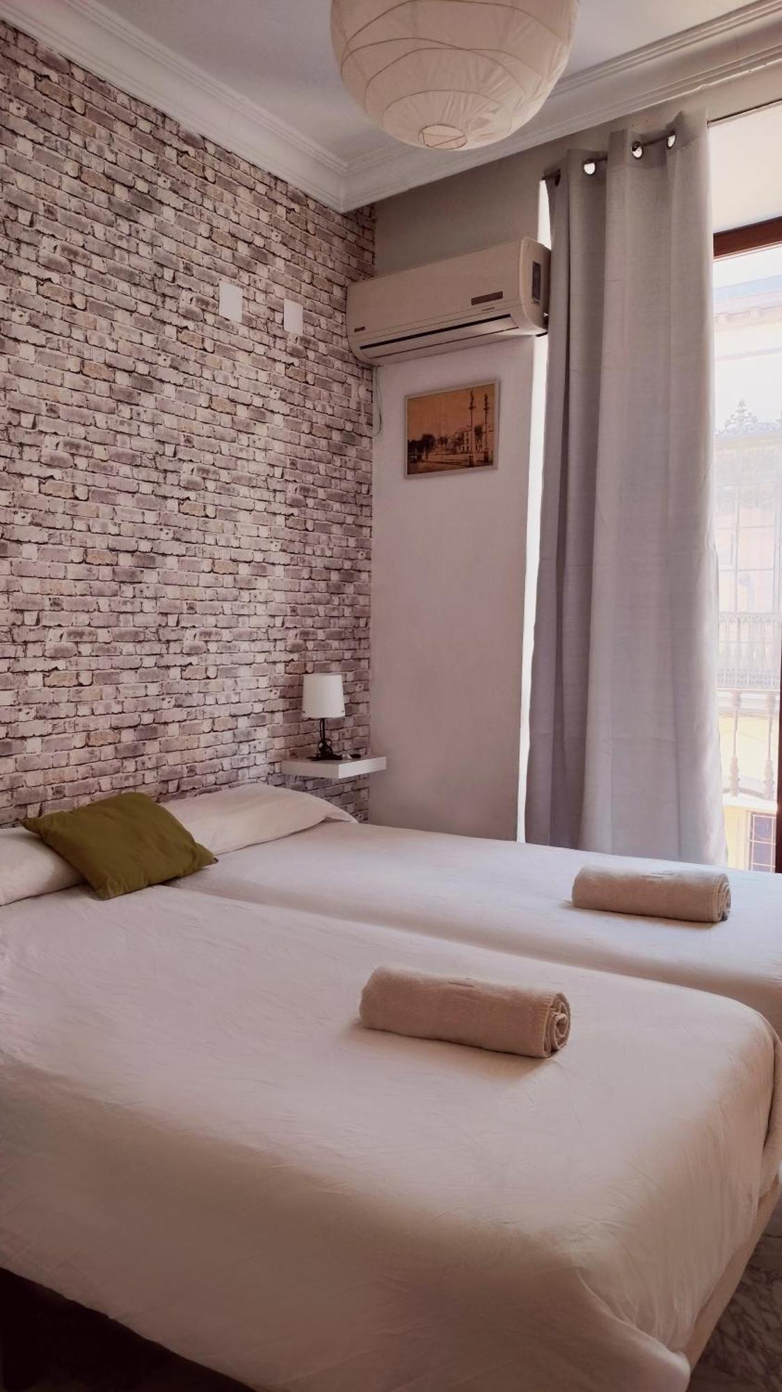 Apartamento En Sevilla Centro Con Vistas A La Plaza Alameda De Hercules - Hasta 7 Personas 外观 照片